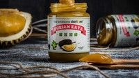 Nah kalau selai rasa durian ini bisa jadi teman olesan roti bakar saat sarapan. Terbuat dari durian asli, selai ini punya rasa dan aroma yang mantap. Foto: Four Seasons Durians
