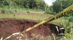 Foto: Ini Lubang Raksasa Misterius di Gunungkidul yang Bikin Geger