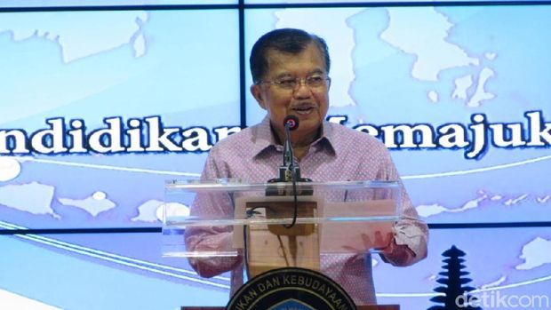  Wapres Jusuf Kalla pada acara Rembuk Nasional Pendidikan dan Kebudayaan 2018 di Pusdiklat Kemendikbud, Serua Bojongsari, Depok, Rabu (7/2/2018).