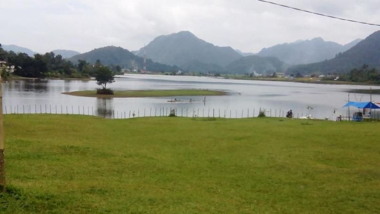 Danau Tarusan Kamang Danau Tarusan Kamang di Agam, Sumbar