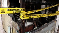 Garis polisi dipasang di TKP.