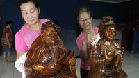Klenteng Kwan TI Kong di Kota Serang berdiri sejak 1998. Klenteng ini merujuk pada Klenteng Kwan Sing Bio yang ada di Tuban, Jawa Timur.