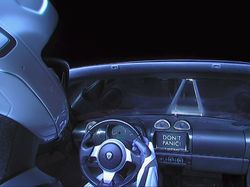 Penampakan Bumi Bulat Saat Starman Berkelana ke Mars