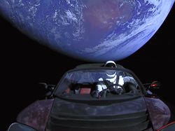 Penampakan Bumi Bulat Saat Starman Berkelana ke Mars