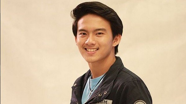 Gantengnya Gusti Ryhan, Anak Farhat Abbas yang Tak Diakui