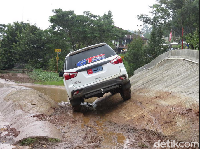 Blusukan ke Medan Menantang dengan mu-X