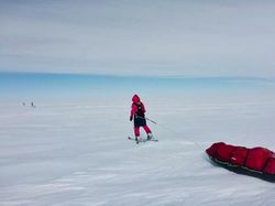 Keren! Gadis Remaja Ini Sukses Menjelajahi Ujung Dunia