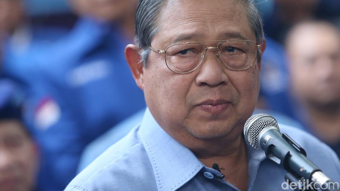 Susilo Bambang Yudhoyono (SBY)