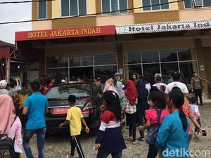 Pilihan Menginap Presiden: Rumah Warga, Tenda hingga Hotel Murah