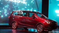 Wuling membanderol Cortez mulai Rp 218 juta untuk varian termurahnya hingga yang termahal Rp 264 juta.