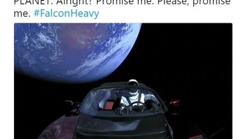 Starman tidak lupa meninggalkan pesan penting untuk masyarakat yang masih di Bumi agar menjaga planet ini. Foto: istimewa
