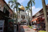 Kulineran di Kampong Glam Bisa Cicip Nasi Ambeng Melayu Sampai Wine 'Halal'