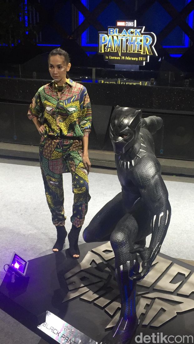 Saat Desainer Indonesia Ciptakan Koleksi Bertema Black Panther saat desainer indonesia ciptakan koleksi bertema black panther