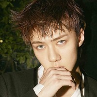 Wajah tampan dan proporsi tubuh sempurna membuat Oh Se Hun digila para wanita. Tak heran jika personil boyband EXO itu ada di posisi tiga. Foto: Instagram