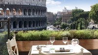 Bersebelahan langsung dengan Colosseum, tempat ini dijamin bikin pasangan kamu meleleh. Ini Palazzo Manfrendi- Relais & Chateaux di Roma. (dok Tripadvisor)