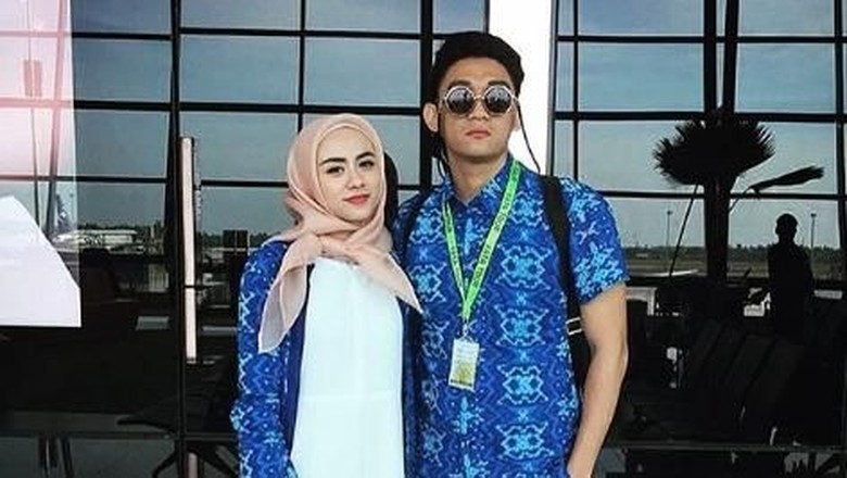 Foto Seranjang dengan Cewek, Ifan Seventeen Tempuh Jalur Hukum Foto Seranjang dengan Cewek, Ifan Seventeen Tempuh Jalur Hukum