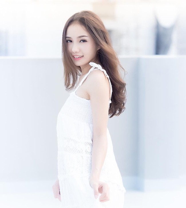 Tak hanya cantik, Namkhing juga memiliki tubuh indah nan seksi. Foto: Instagram