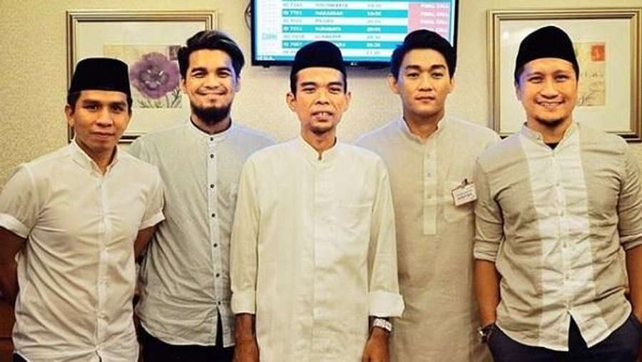 'Hijrah', Ifan 'Seventeen' Belajar ke Ustad Abdul Somad