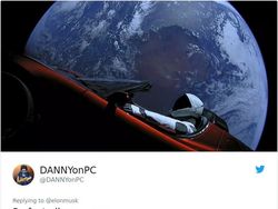 Berkelana ke Mars, Starman Malah Lihat Bumi Datar