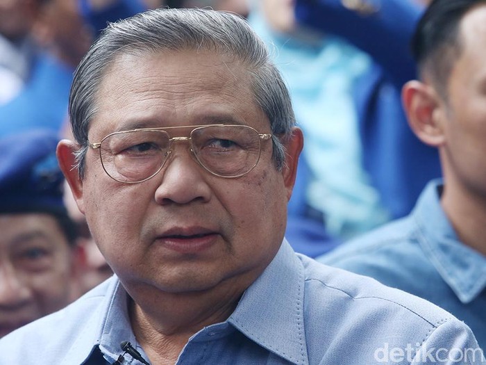 Susilo Bambang Yudhoyono (SBY)