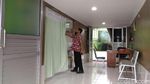 Unik! Bangunan dari Kontainer Warna-warni Ini Ternyata Kamar Mayat