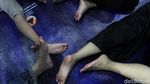 Ketika Pengungsi Banjir Tertidur Lelap