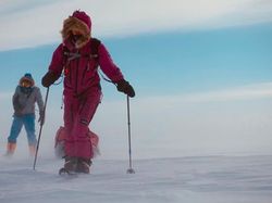 Keren! Gadis Remaja Ini Sukses Menjelajahi Ujung Dunia