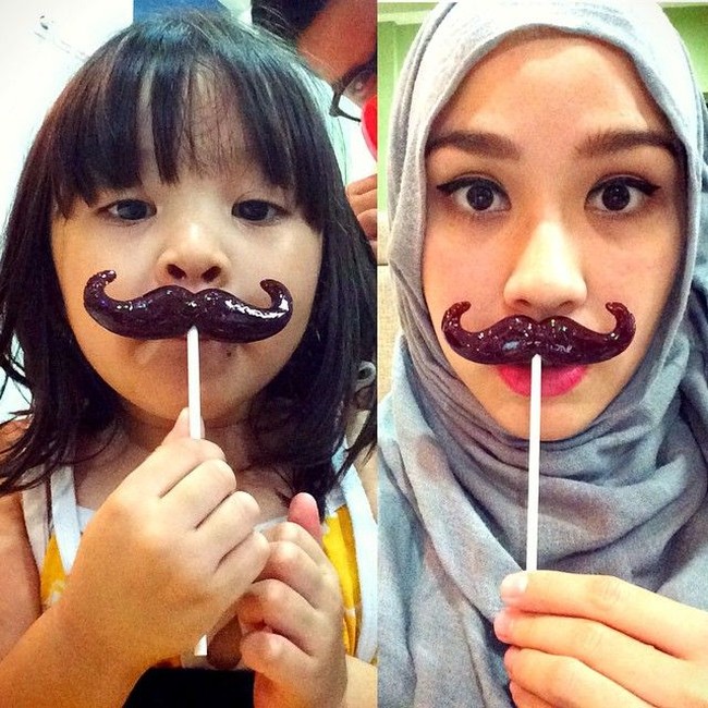 Serunya Zaskia Mecca Makan Bersama Keluarga hingga Makanan Bertema Sailor Moon dan My Melody