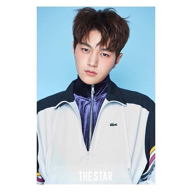 Kim Myung Soo yang lebih dikenal dengan L memang langganan masuk daftar artis Korea tertampan. Personil Infinite itu dikenal punya wajah bak model. Foto: Instagram