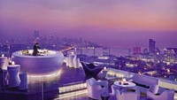 India memang punya banyak spot cantik yang pantang untuk dilewatkan. Salah satunya bar rooftop di Four Season Hotel Mumbai. (dok Tripadvisor)