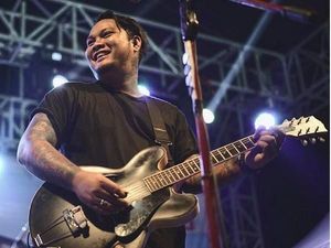 Bagi Virgoun, Mendidik Anak Laki-laki Bukan Hal Mudah