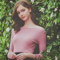 Gadis berusia 18 tahun ini juga kerap kali didaulat menjadi model beberapa produk fashion. Foto: Instagram