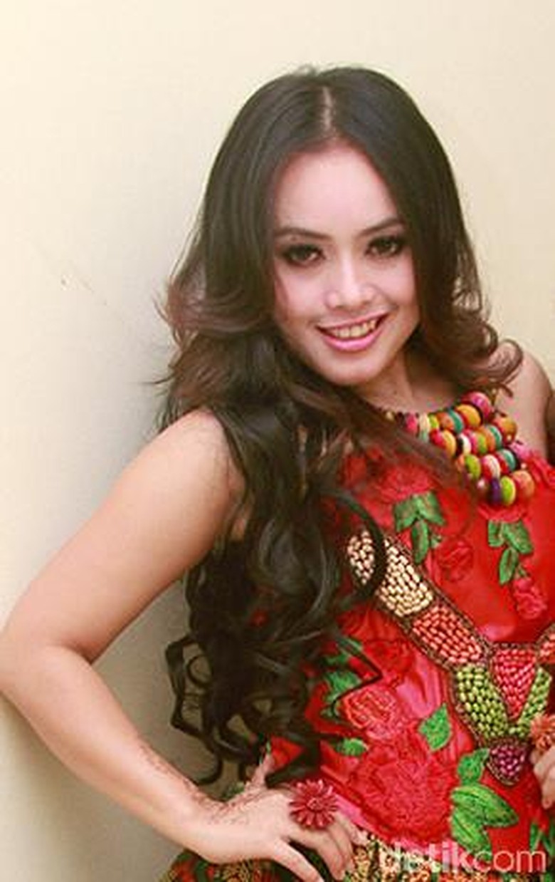 Sebelum Angel, Vicky Ajak Pedangdut Ini Nikah untuk Gimmick Sebelum Angel, Vicky Ajak Pedangdut Ini Nikah untuk Gimmick