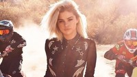 Di umur 25 tahun, kini Selena Gomez bertambah cantik dan dewasa. (Dok. Instagram/selenagomez)