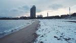 Ketika Salju Selimuti Pantai di Barcelona