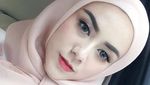 Pesona Dylan Sahara, Istri Ifan Seventeen yang Mirip Idol Korea