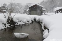 Liburan Akhir Tahun di Jepang, Main Salju di Shirakawa!