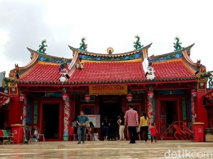 Yuk, Intip Serunya Persiapan Hari Raya Imlek di Palembang