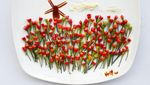 Unik! Kebun Tulip hingga Petronas Tower Dilukis dengan Makanan di Atas Piring