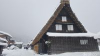 Liburan Akhir Tahun di Jepang, Main Salju di Shirakawa!