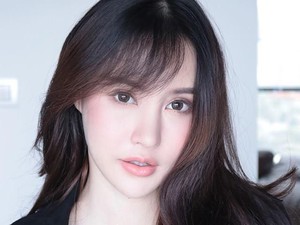 7 Cara Makeup Natural untuk Penampilan Sehari-hari