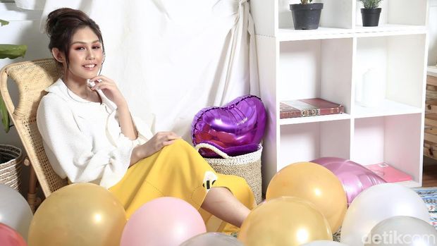 Vanesha Prescilla saat pemotretan Celeb of The Month 