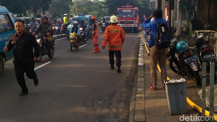 Korsleting Listrik, 1 Rumah di Jagakarsa Kebakaran
