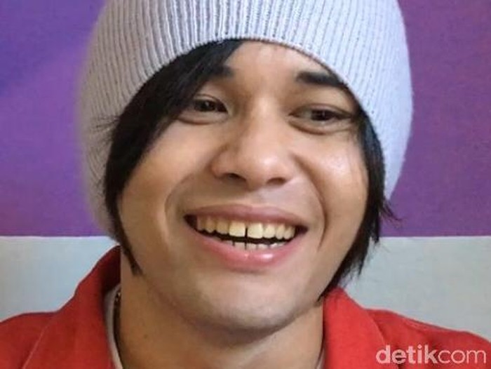 Anak Deddy Dores