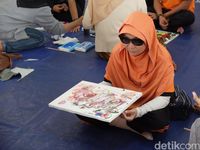Mengolah Rasa Lewat Lukisan Para Tuna Netra