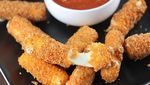10 Jajanan Berlelehan Keju Mozzarella yang Mulur dan Bikin Ngiler