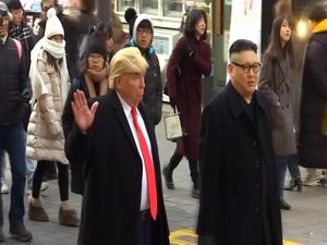 Video Trump Jalan Bareng Kim Jong-un