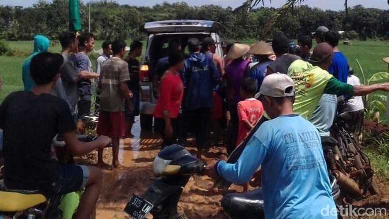 Ngatimah Ditemukan Tewas di Tengah Sawah yang Banjir di Pati Ngatimah Ditemukan Tewas di Tengah Sawah yang Banjir di Pati