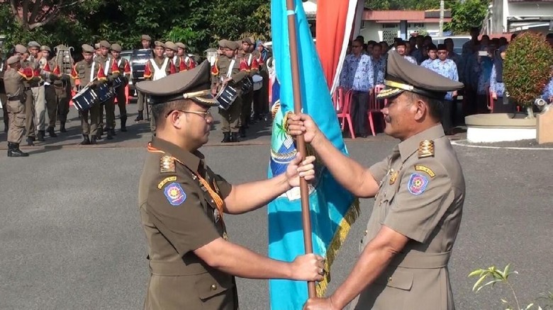 Ini Alasan Irwansyah Maju di Pilgub Sumsel 2018 Ini Alasan Irwansyah Maju di Pilgub Sumsel 2018