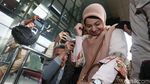 Senyum Manis dr Nadia Usai Diperiksa KPK